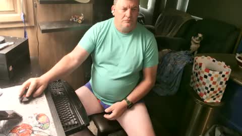 mmmthatsfunnn online show from 06/14/26, 03:58