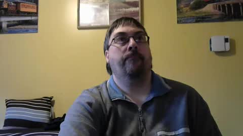 Snapshot of mmr45 chatting on 01/02/25, 09:18 mmr45 online show from 01/02/25, 09:18