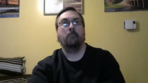 Snapshot of mmr45 chatting on 01/12/25, 05:03 mmr45 online show from 01/12/25, 05:03