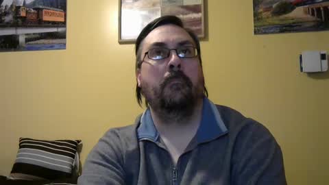 Snapshot of mmr45 chatting on 01/15/25, 05:29 mmr45 online show from 01/15/25, 05:29