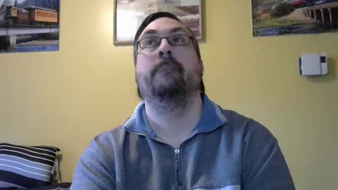 Snapshot of mmr45 chatting on 01/15/25, 06:40 mmr45 online show from 01/15/25, 06:40