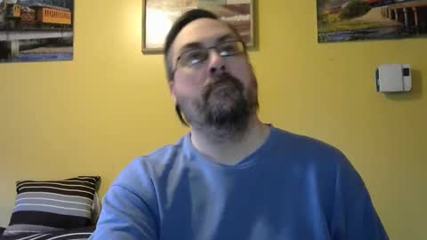 Snapshot of mmr45 chatting on 01/16/25, 06:37 mmr45 online show from 01/16/25, 06:37