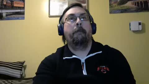 Snapshot of mmr45 chatting on 01/19/25, 04:22 mmr45 online show from 01/19/25, 04:22