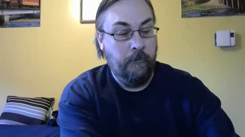 Snapshot of mmr45 chatting on 01/24/25, 11:12 mmr45 online show from 01/24/25, 11:12