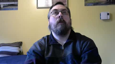 Snapshot of mmr45 chatting on 02/15/25, 11:14 mmr45 online show from 02/15/25, 11:14