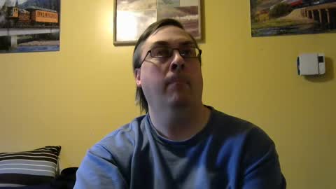 Snapshot of mmr45 chatting on 02/18/25, 11:19 mmr45 online show from 02/18/25, 11:19