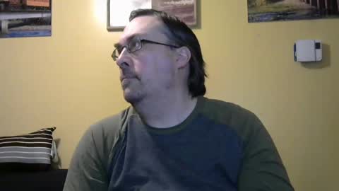 Snapshot of mmr45 chatting on 03/01/25, 05:09 mmr45 online show from 03/01/25, 05:09