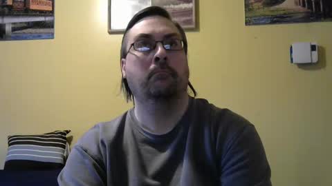 Snapshot of mmr45 chatting on 03/09/25, 12:53 mmr45 online show from 03/09/25, 12:53