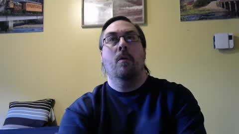 Snapshot of mmr45 chatting on 03/12/25, 11:22 mmr45 online show from 03/12/25, 11:22