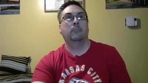 Snapshot of mmr45 chatting on 10/07/25, 03:47 mmr45 online show from 10/07/25, 03:47