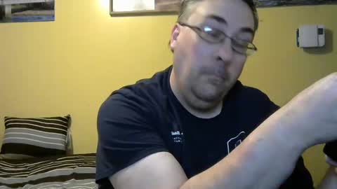 Snapshot of mmr45 chatting on 10/09/25, 04:54 mmr45 online show from 10/09/25, 04:54