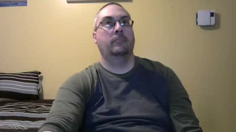 Snapshot of mmr4545 chatting on 04/12/26, 03:44 mark online show from 04/12/26, 03:44