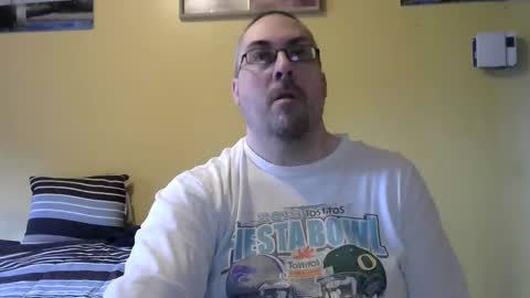 Snapshot of mmr4545 chatting on 04/12/26, 08:03 mark online show from 04/12/26, 08:03