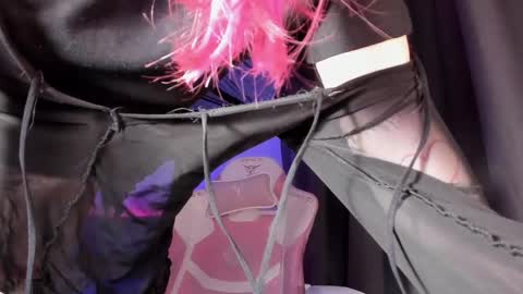 mnepohhh online show from 05/12/26, 08:17