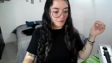 Sam online show from 11/06/25, 11:33