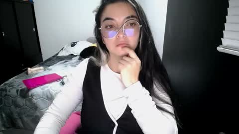 Sam online show from 02/03/26, 06:51