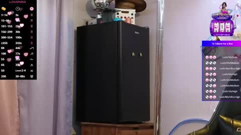 MOCHA   JAMES THE NPC  online show from 11/16/25, 06:08