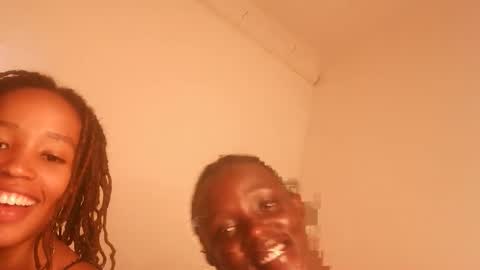 Snapshot of mocha_sins chatting on 11/15/25, 06:59 Sins online show from 11/15/25, 06:59