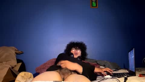 Snapshot of mochaandcreme chatting on 03/12/25, 11:53 mochaandcreme online show from 03/12/25, 11:53