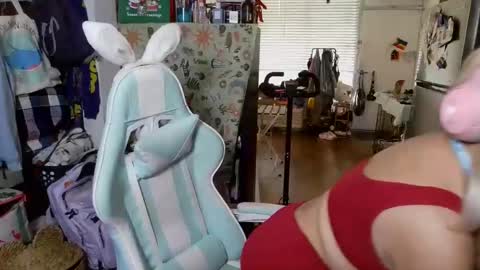 The Mochi Rainbow Variety Show online show from 12/29/24, 07:43