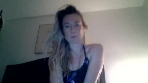 mockingbirds91 online show from 04/22/26, 02:47