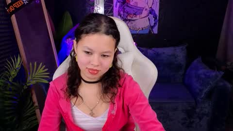 Snapshot of moco_choco chatting on 11/07/25, 01:38 moco_choco online show from 11/07/25, 01:38