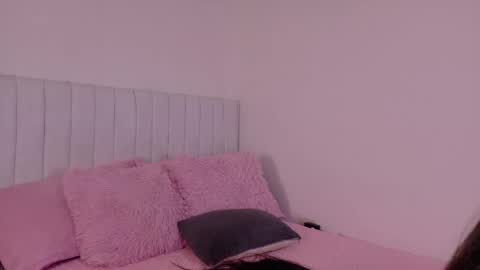 zoe ross online show from 03/08/26, 07:17