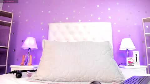 Sophia  online show from 09/12/25, 07:58