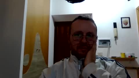 modesto1969 online show from 12/18/25, 07:09