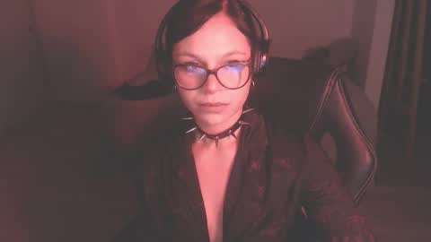 Snapshot of modjo_ chatting on 12/15/24, 07:46 Modjo online show from 12/15/24, 07:46