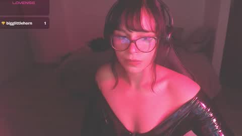 Snapshot of modjo_ chatting on 02/16/25, 04:53 Modjo online show from 02/16/25, 04:53