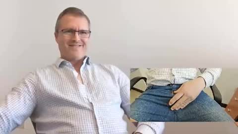 Moe online show from 09/22/25, 07:05