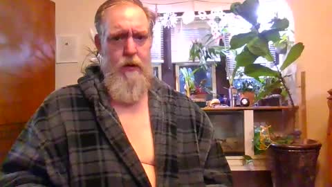 moeblick online show from 12/18/25, 01:28