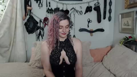 MohawkMischief online show from 11/06/25, 11:04