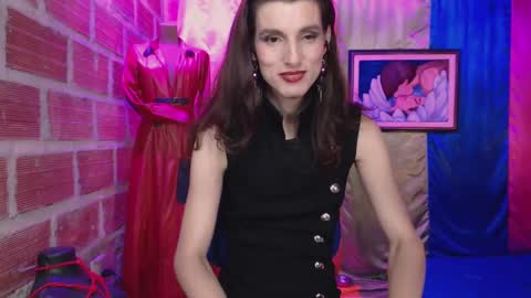 Snapshot of moira_hot chatting on 10/12/25, 06:12 moira_hot online show from 10/12/25, 06:12