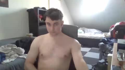 moistbreadstick online show from 04/24/26, 04:20