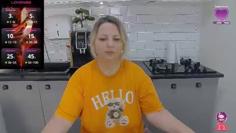 erika online show from 06/10/26, 06:56
