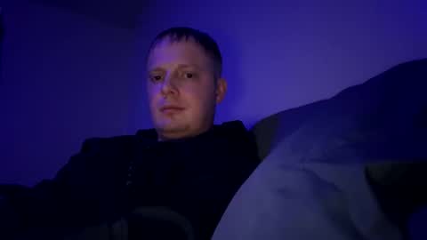Snapshot of mojozz chatting on 03/08/25, 03:06 LookinForFun online show from 03/08/25, 03:06