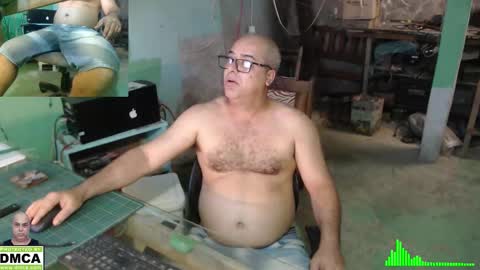 Snapshot of mokkaccmm chatting on 01/18/26, 01:04 Mokkaf online show from 01/18/26, 01:04