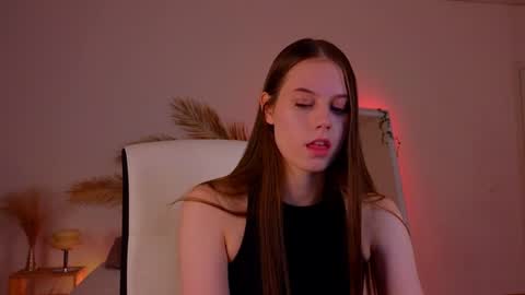 Molly online show from 12/15/24, 12:40