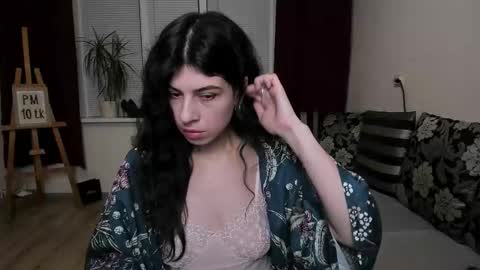 molaganna online show from 11/18/25, 07:51