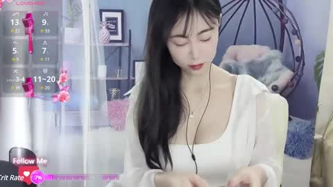 molihua9 online show from 01/04/25, 02:35