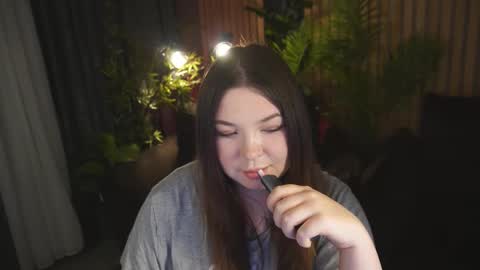 Rosa online show from 11/20/25, 08:19