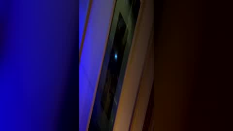Snapshot of molitsrymale69 chatting on 06/21/26, 01:41 molitsrymale69 online show from 06/21/26, 01:41