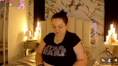 Hey Guys  Im Mollie online show from 10/14/25, 01:56