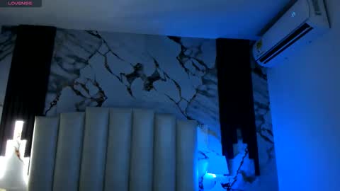 Hey Guys  Im Mollie online show from 11/23/25, 12:27