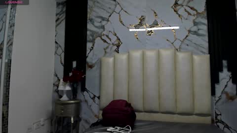 Hey Guys  Im Mollie online show from 12/03/25, 12:25