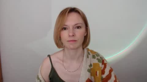 Snapshot of mollilove chatting on 05/31/26, 07:59 mollilove online show from 05/31/26, 07:59