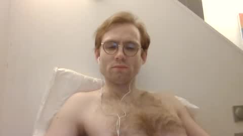 Snapshot of molliter chatting on 01/11/25, 02:30 molliter online show from 01/11/25, 02:30