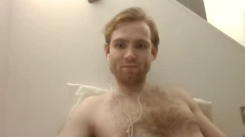 Snapshot of molliter chatting on 01/14/25, 10:34 molliter online show from 01/14/25, 10:34